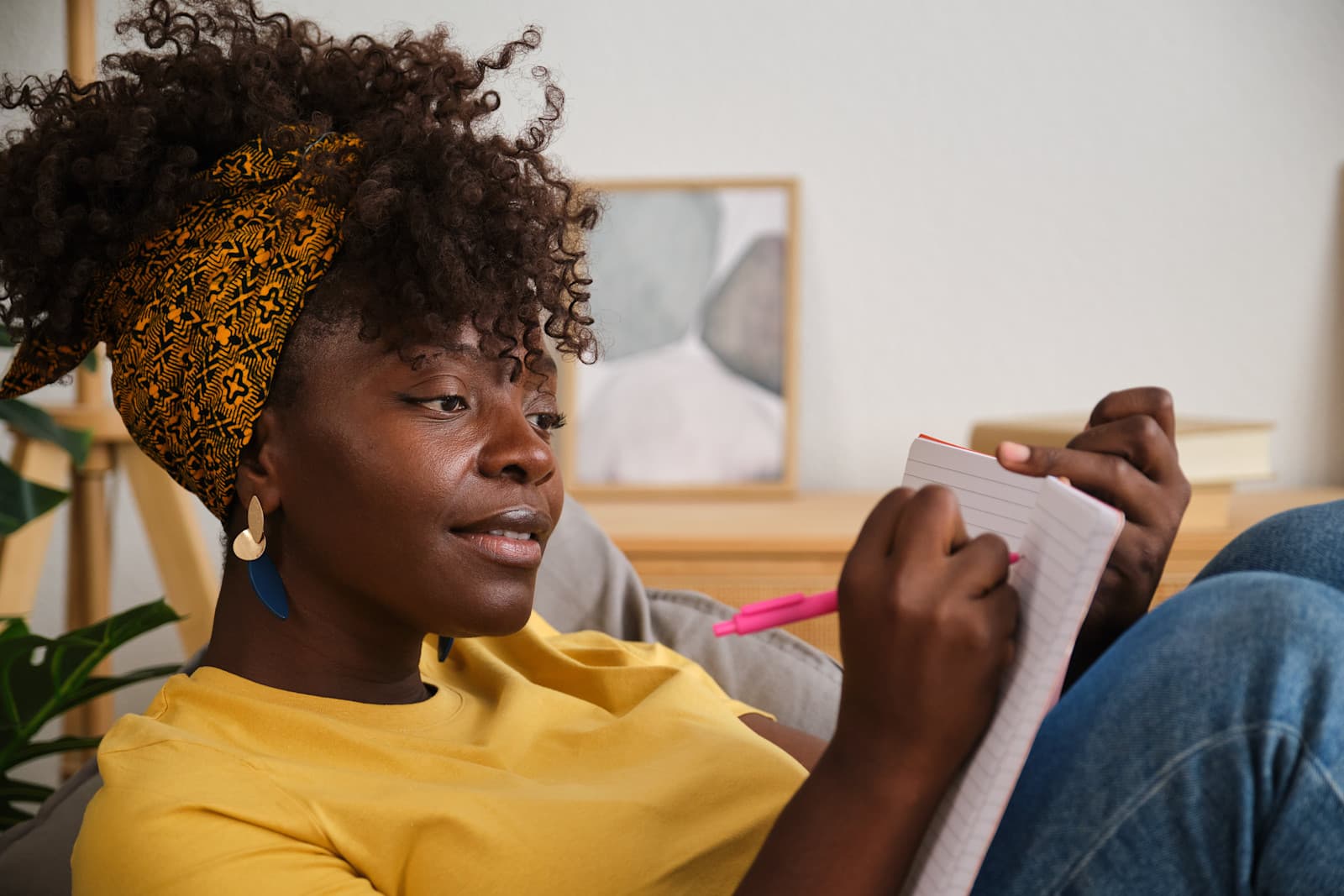 Featured image for If Journaling Doesn't Work for You, Try These 3 Stress-Relief Tips Instead