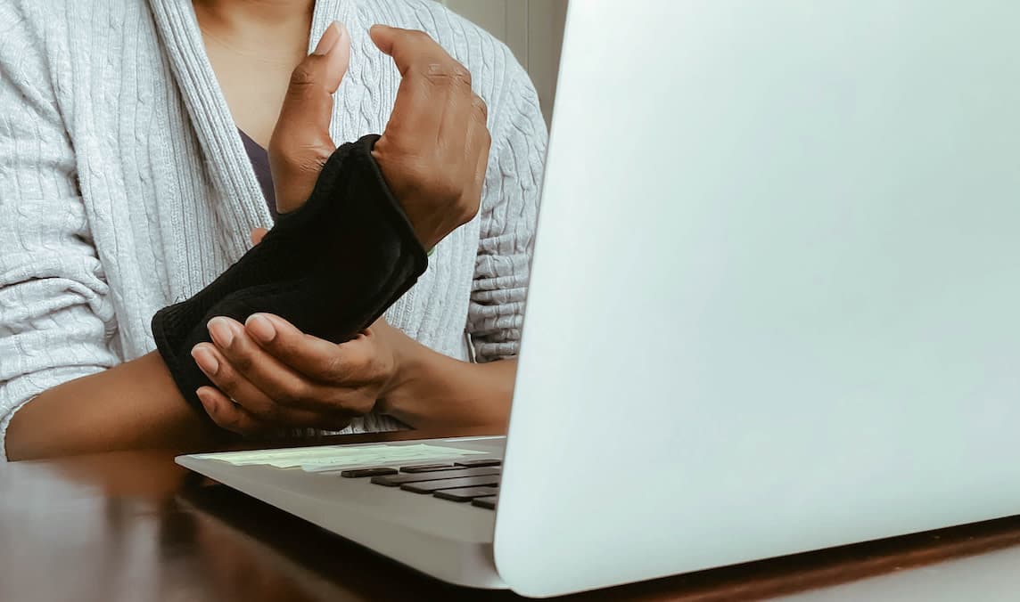 Featured image for 'I’m a Hand and Wrist Surgeon, and These Are the Carpal Tunnel Braces I Recommend To Alleviate Wrist Pain'