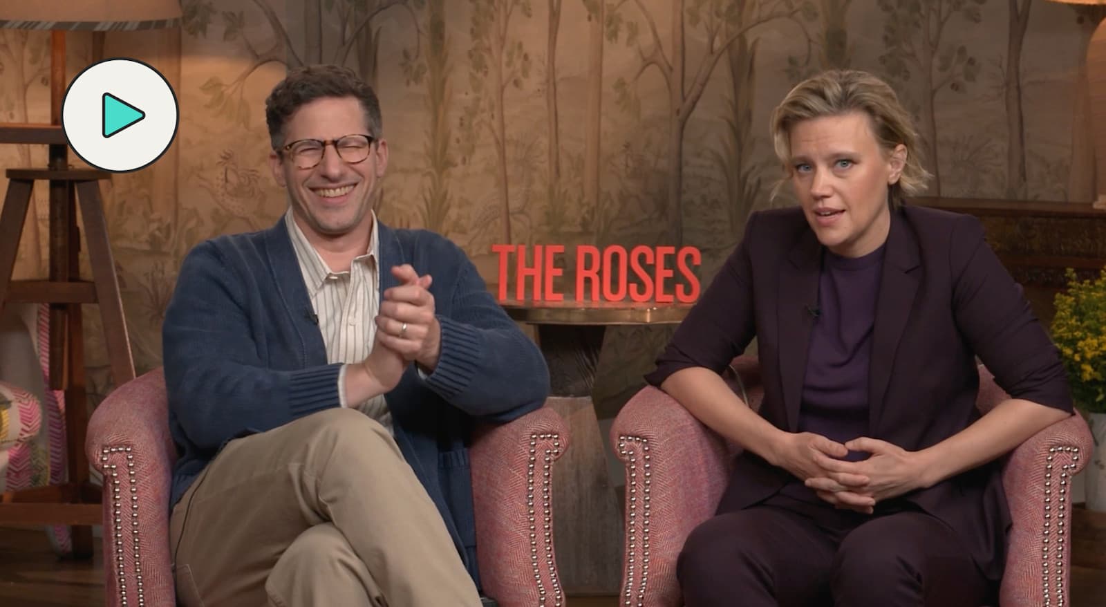 Andy Samberg and Kate McKinnon Smiling 