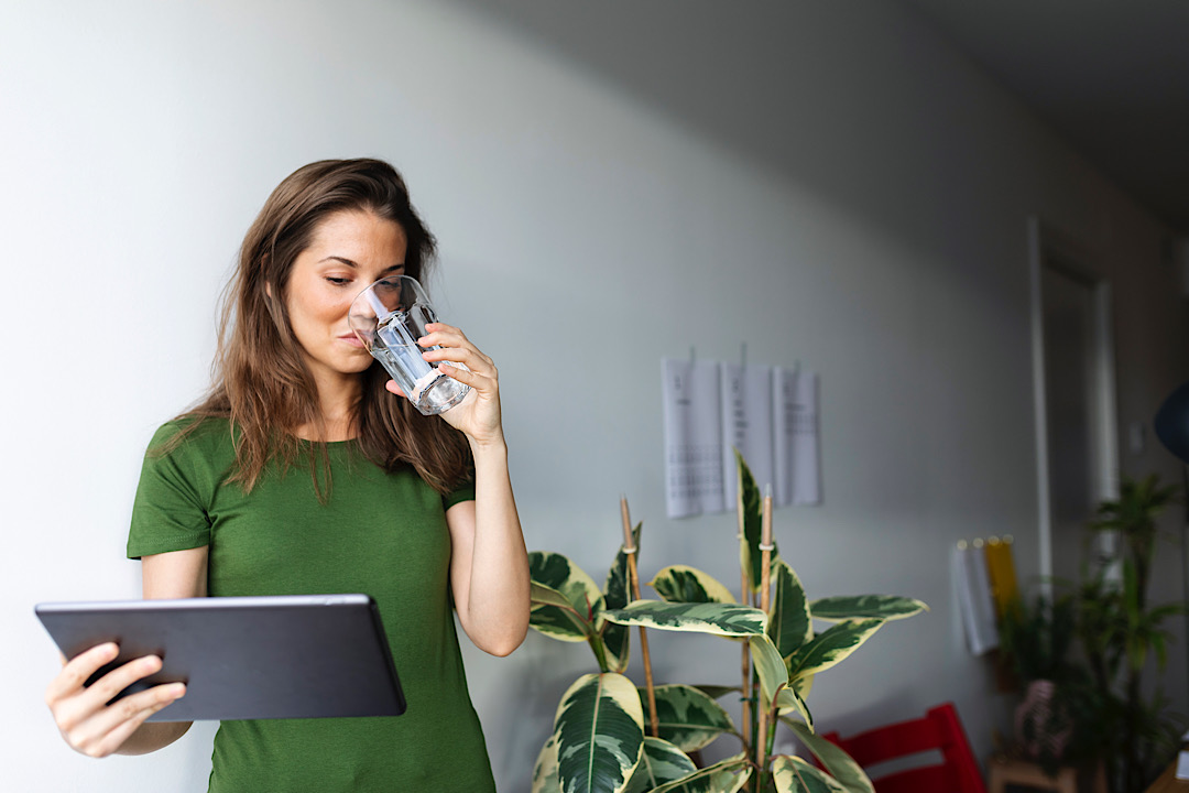 Featured image for Does Lemon Perfect Offer the Same Health and Hydration Perks as Lemon Water? I Drank It for 10 Days To See