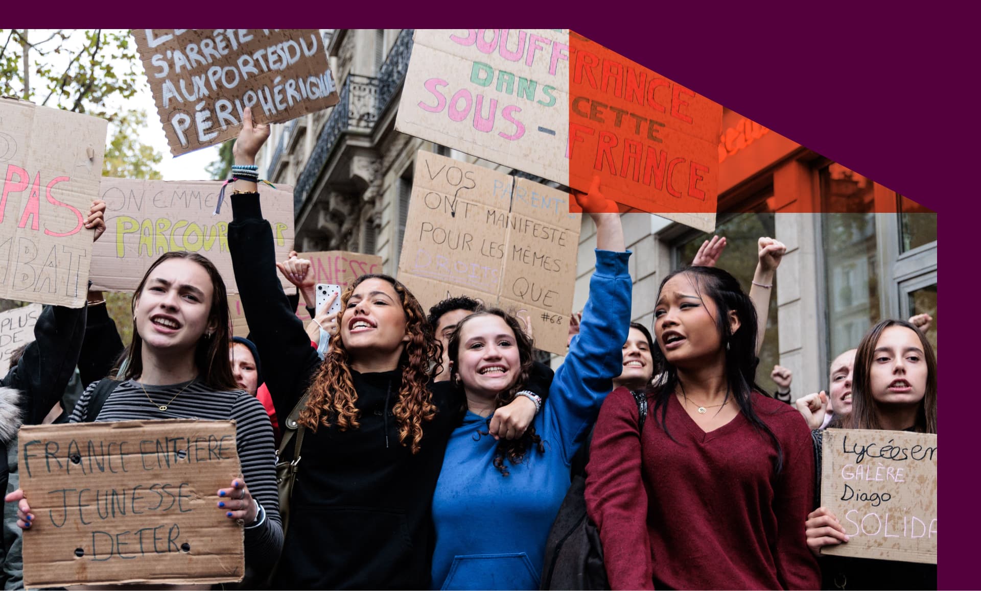 French students protest with signs