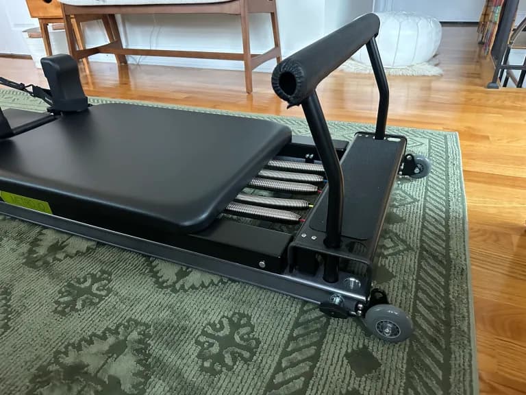 Metro IQ with "wheelbarrow" wheels