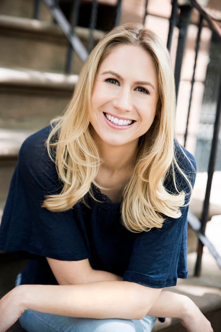 Profile photo for Lindsay Champion