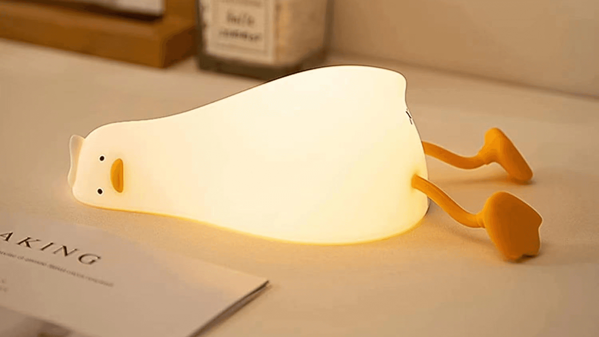 lying down duck lamp